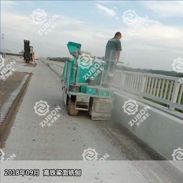 關(guān)于銑刨機在路面銑刨中的技術(shù)應用